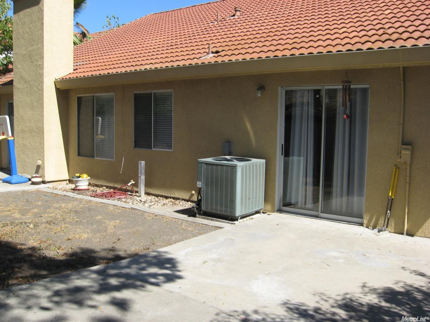 8009 Acappella Cir, Antelope, CA 95843 photo 19