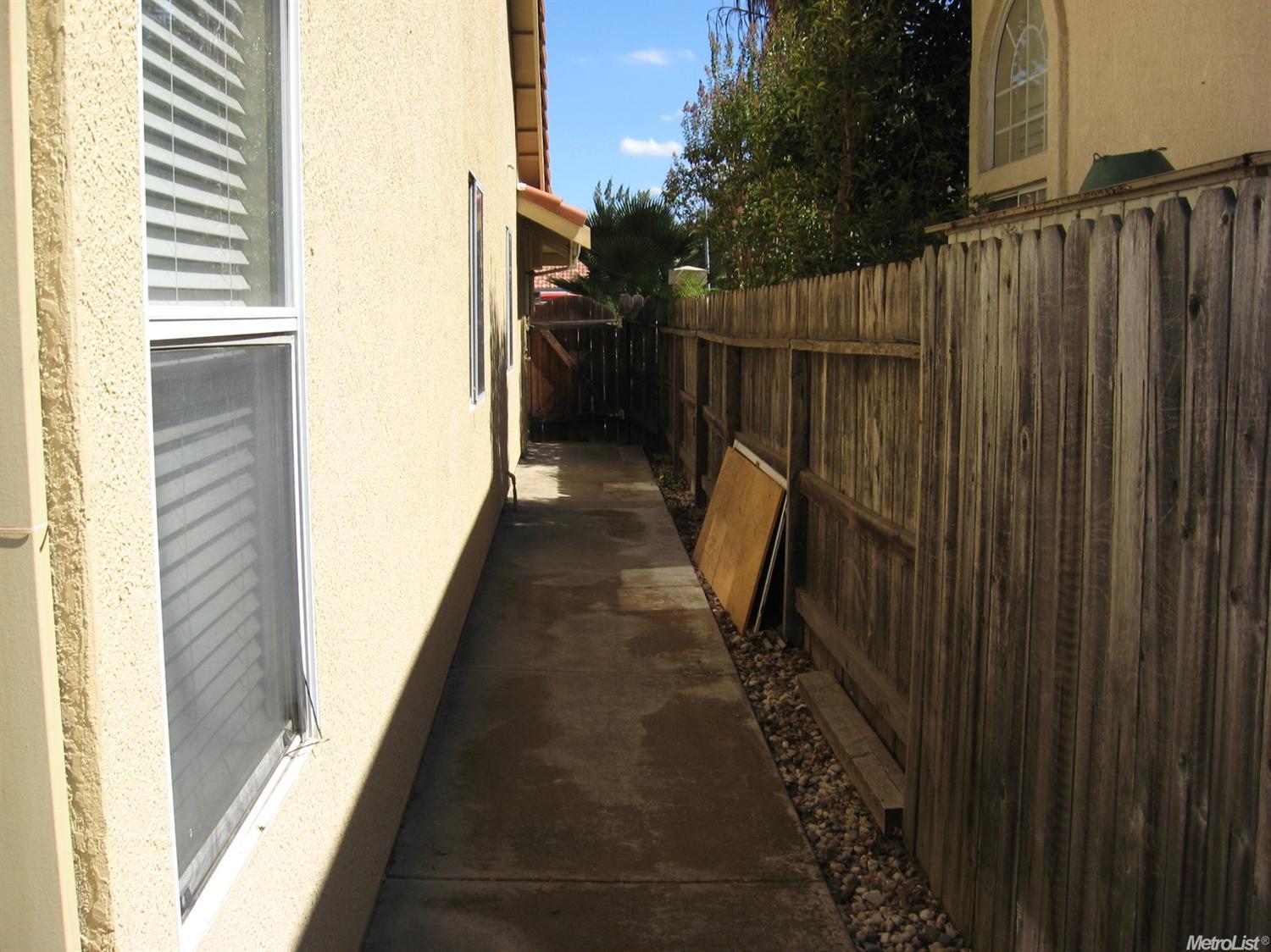 8009 Acappella Cir, Antelope, CA 95843 photo 20