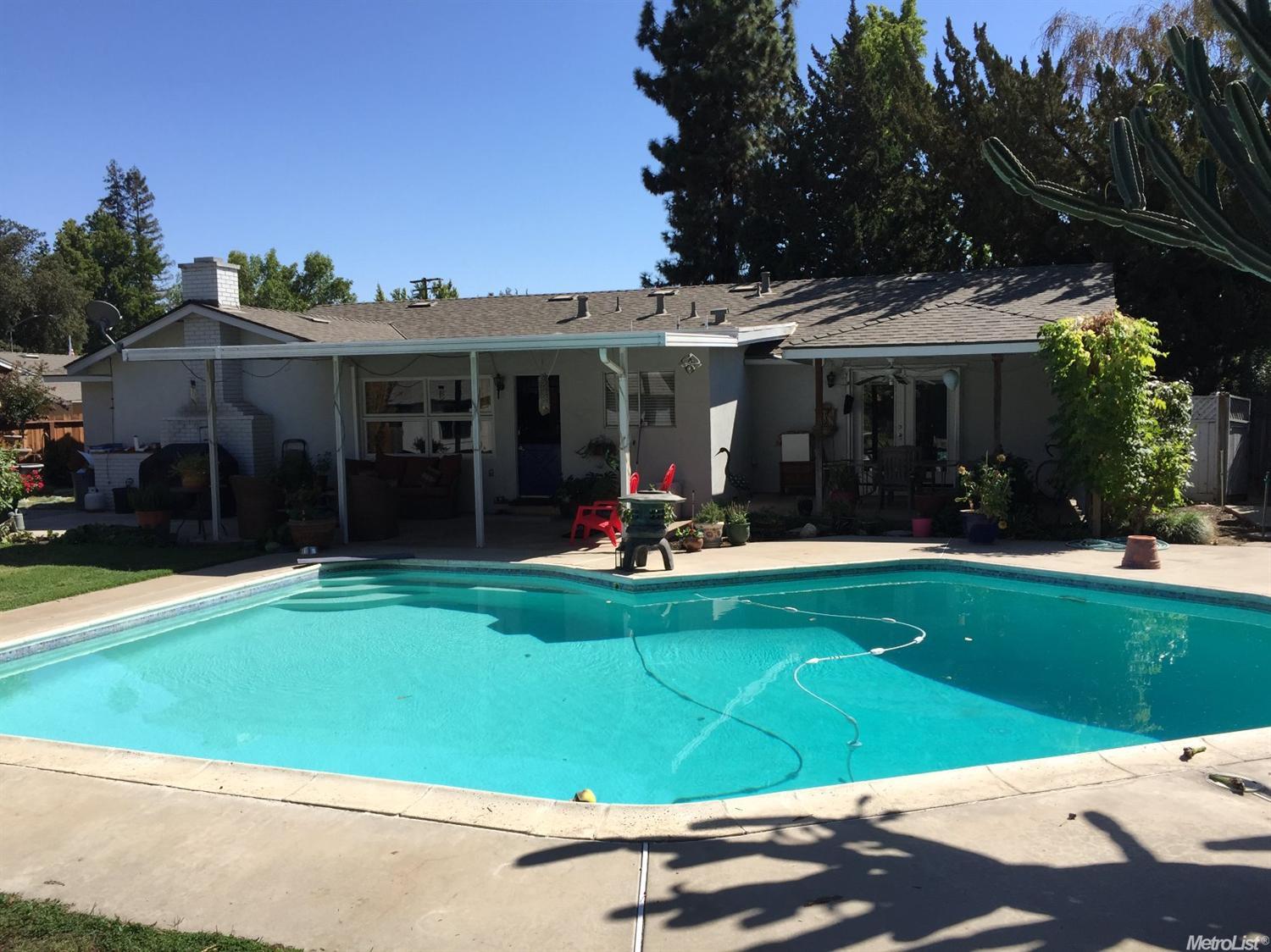 1013 E Rumble Rd, Modesto, CA 95350 photo 9