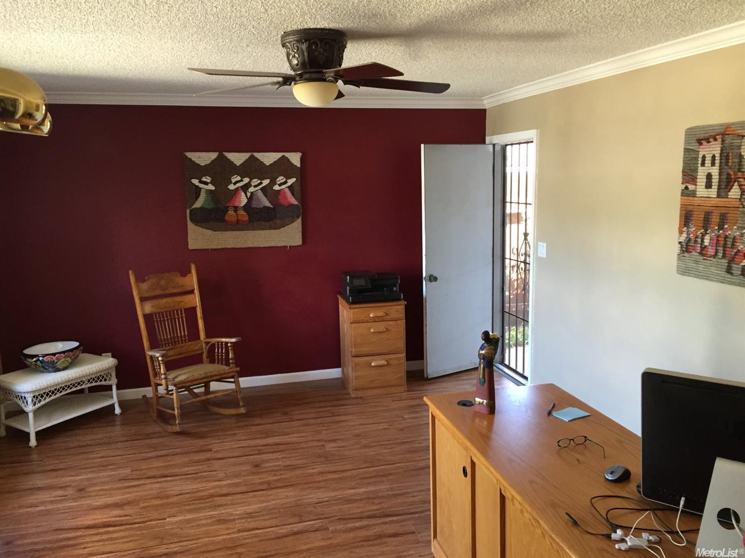 1013 E Rumble Rd, Modesto, CA 95350 photo 3