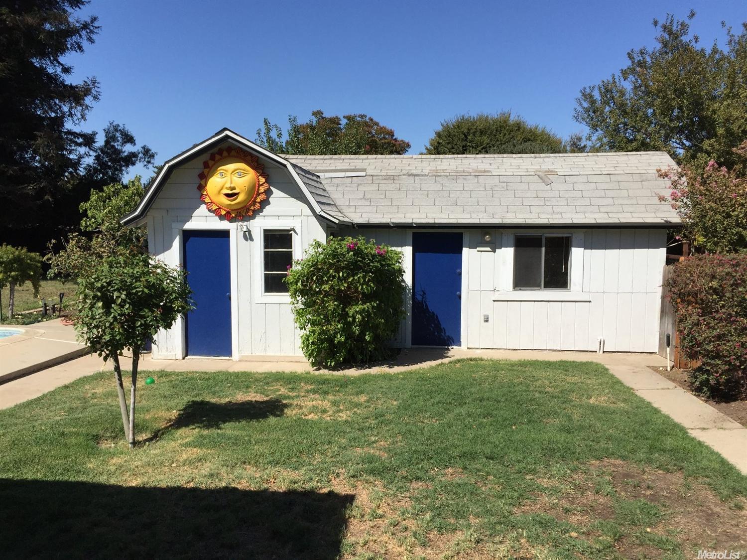 1013 E Rumble Rd, Modesto, CA 95350 photo 11