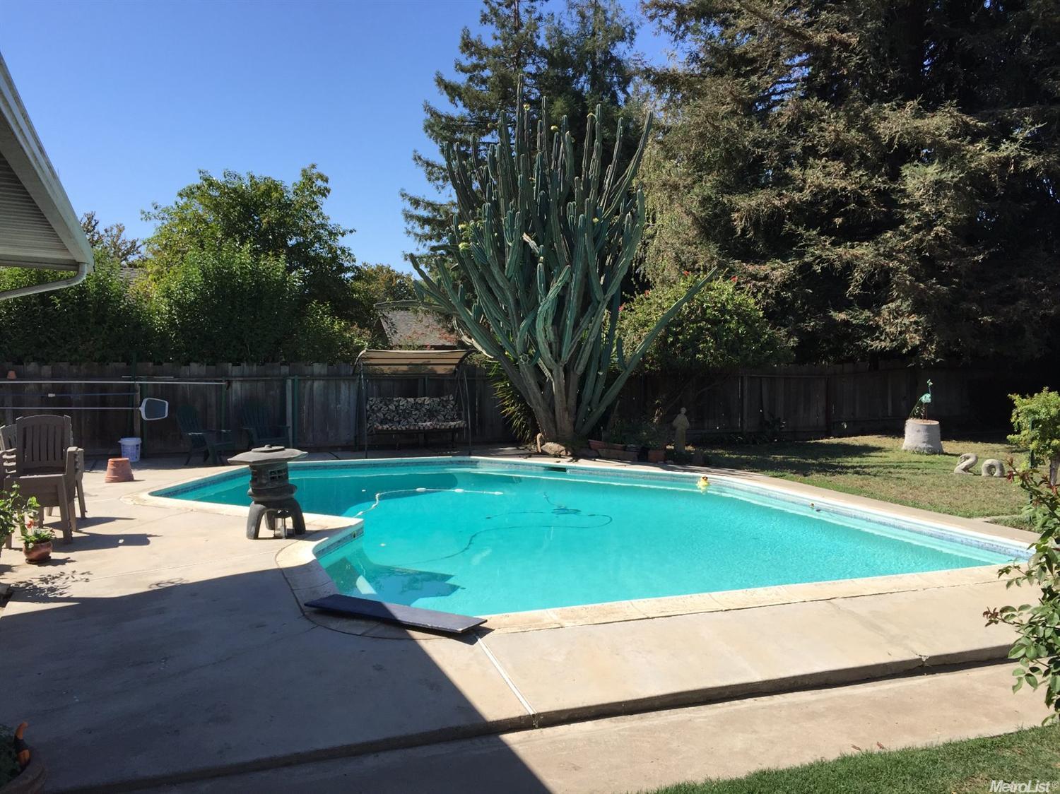 1013 E Rumble Rd, Modesto, CA 95350 photo 10