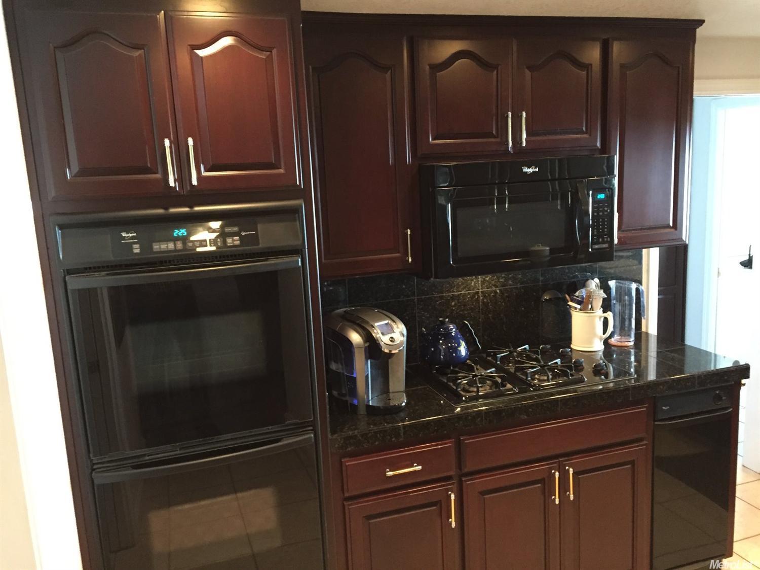 1013 E Rumble Rd, Modesto, CA 95350 photo 4