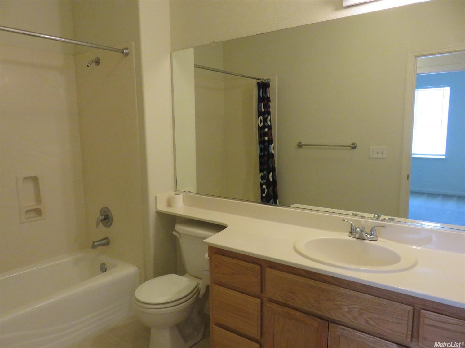 6517 Walnut Haven Dr, Hughson, CA 95326 photo 11