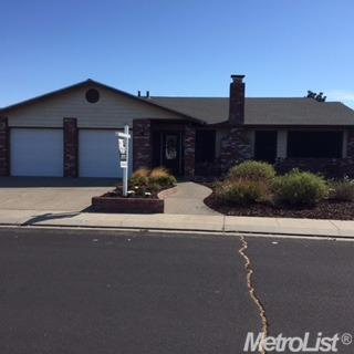 1134 Mammoth Dr, Manteca, CA 95337 photo 18