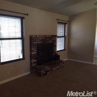 1134 Mammoth Dr, Manteca, CA 95337 photo 1