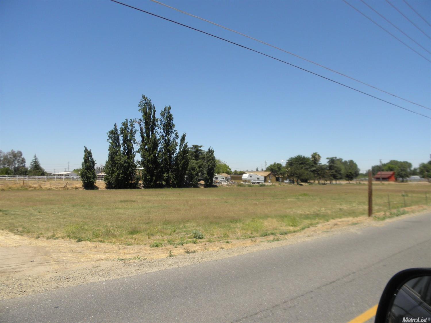 4625 Esmar Rd, Ceres, CA 95307 photo 6