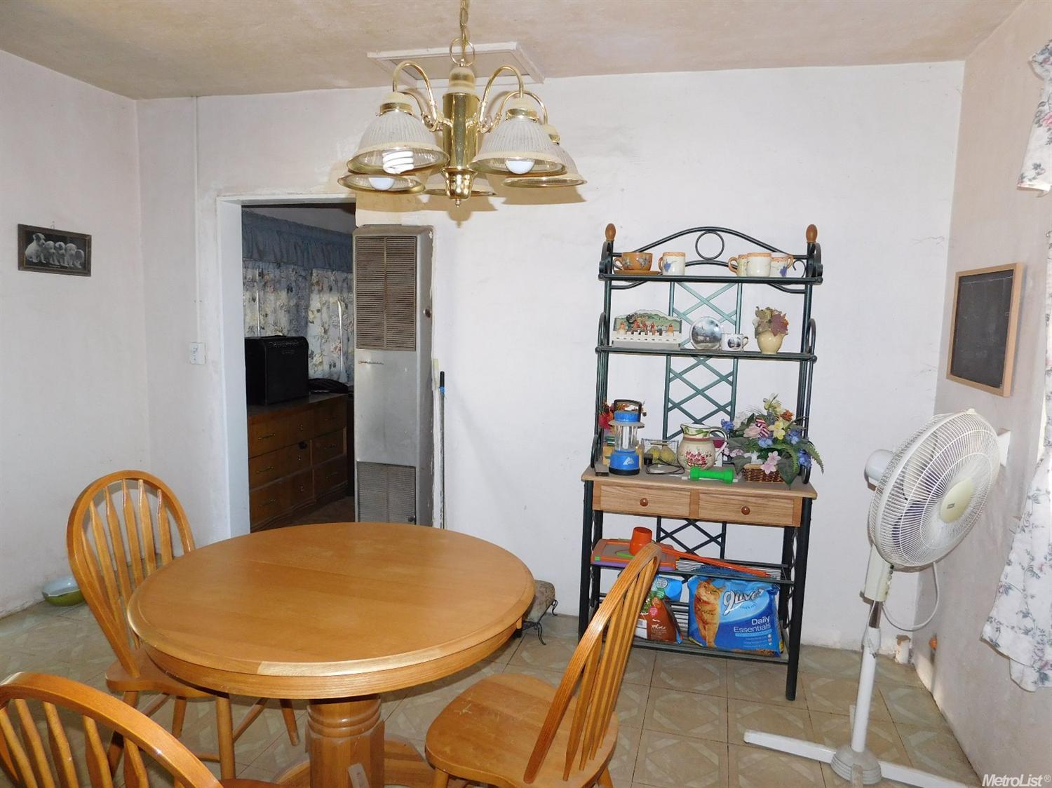 4625 Esmar Rd, Ceres, CA 95307 photo 3