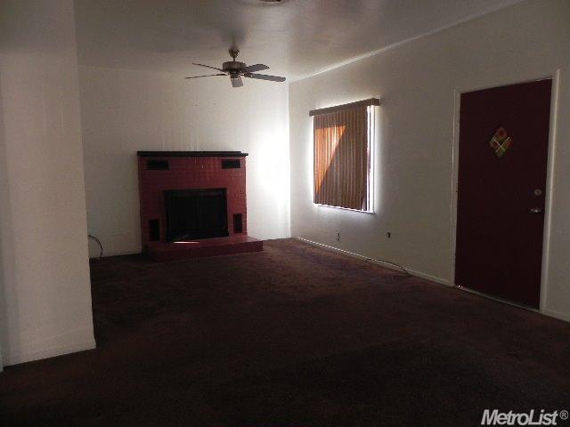 118 Sunset Blvd, Modesto, CA 95351 photo 2