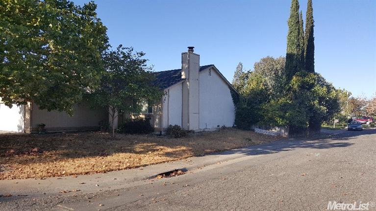 7709 Commonwealth Dr, Antelope, CA 95843 photo 2
