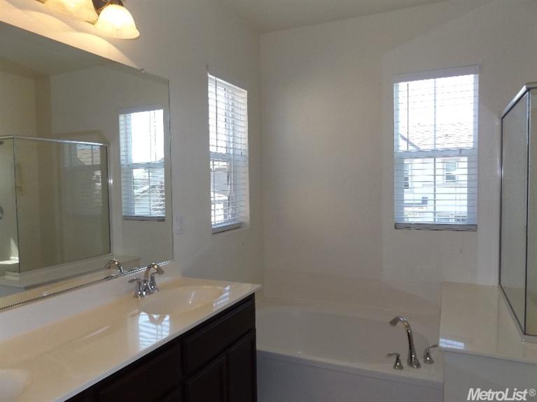 978 Courtyards Loop, Lincoln, CA 95648 photo 13