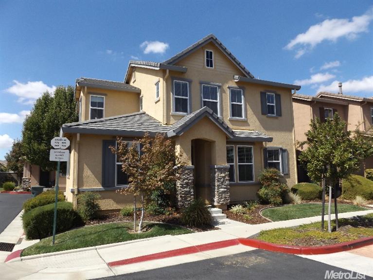 978 Courtyards Loop, Lincoln, CA 95648 photo 1