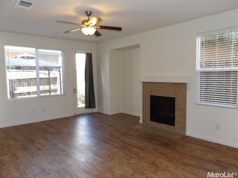 978 Courtyards Loop, Lincoln, CA 95648 photo 4