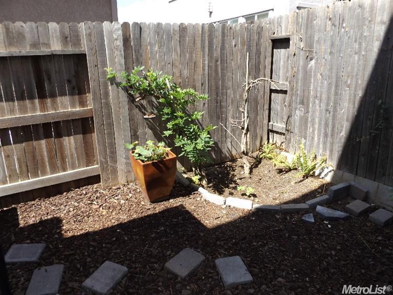 978 Courtyards Loop, Lincoln, CA 95648 photo 16