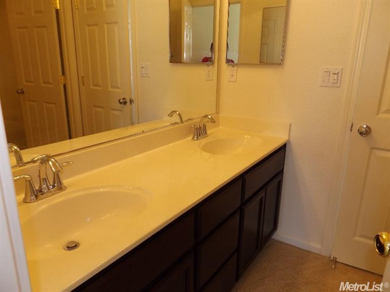 978 Courtyards Loop, Lincoln, CA 95648 photo 10