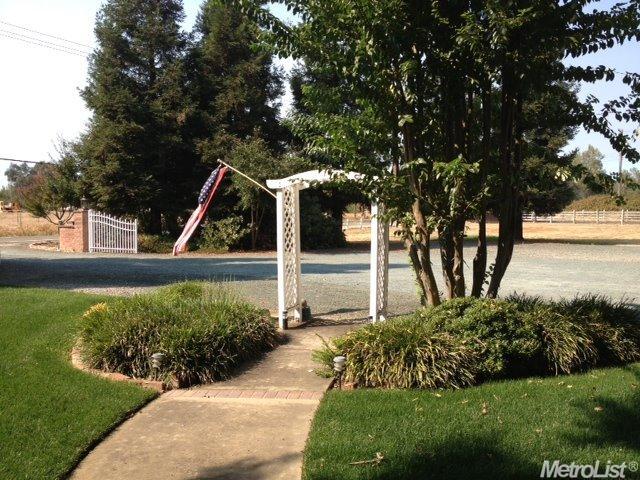 10215 Davis Rd, Wilton, CA 95693 photo 6