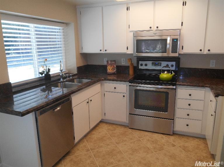 5372 Vichy Cir, Antelope, CA 95843 photo 5