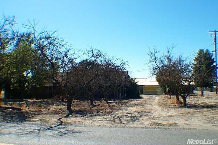 3400 Roeding Rd, Ceres, CA 95307 photo 1