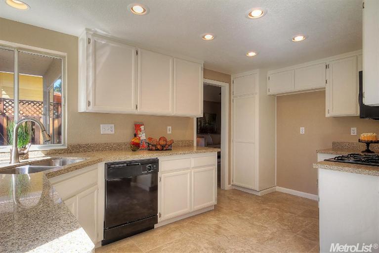 270 Cedar Mountain Dr, Tracy, CA 95376 photo 8