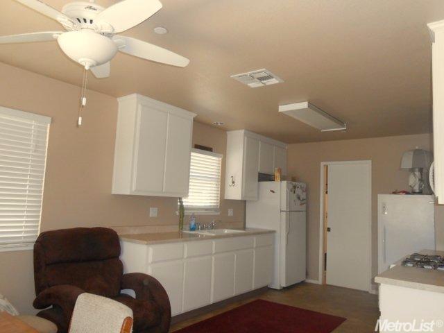 1632 Ohio Ave, Modesto, CA 95358 photo 8