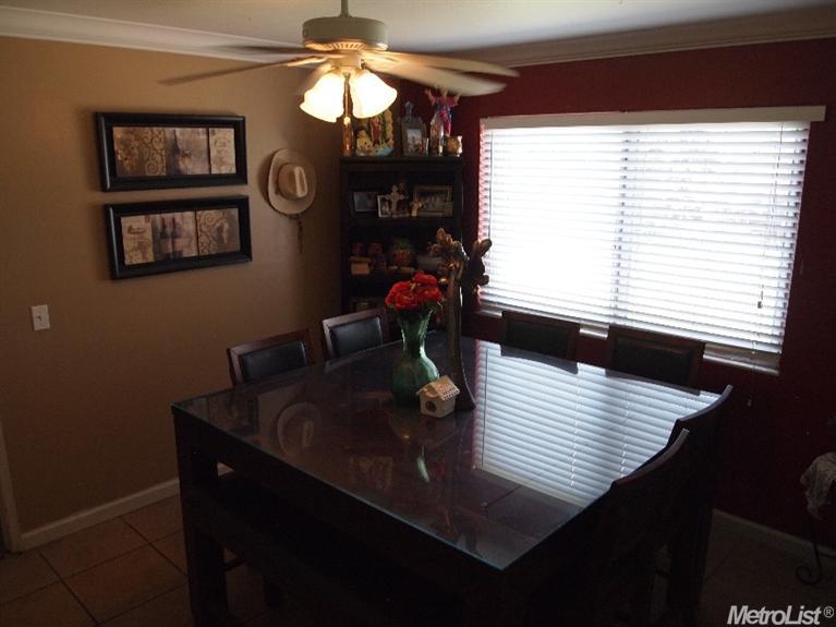 457 Elm Ave, Manteca, CA 95336 photo 9
