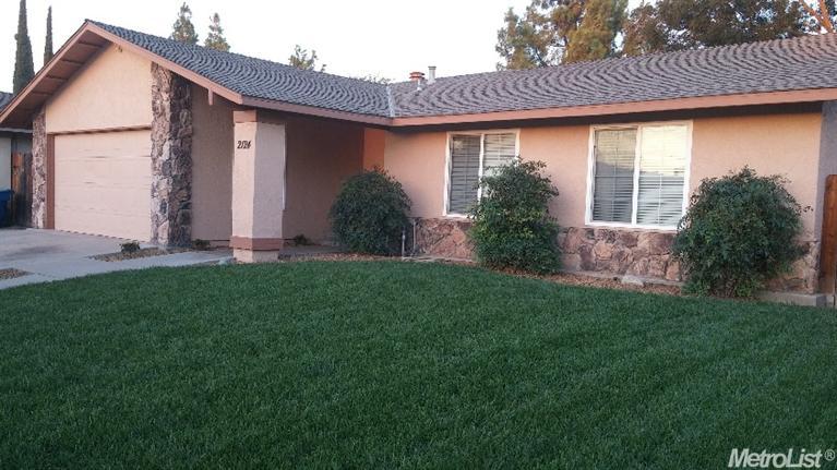 2124 Venus Dr, Ceres, CA 95307 photo 1