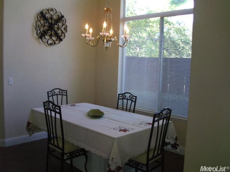 2553 Sequoia St, Lodi, CA 95242 photo 6