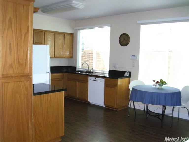 2553 Sequoia St, Lodi, CA 95242 photo 7