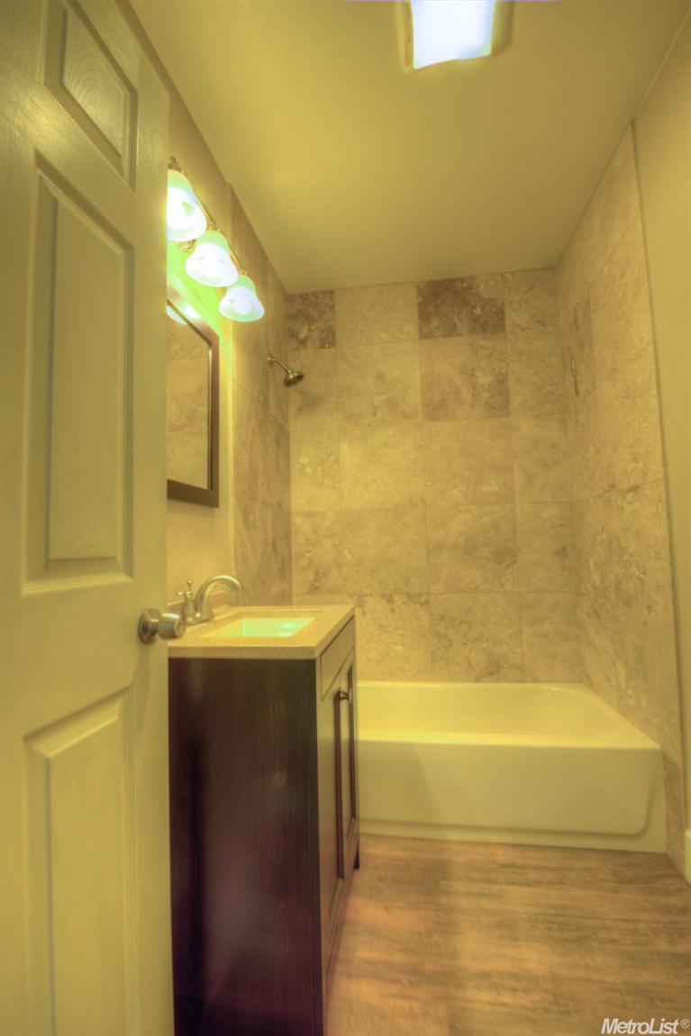 415 Laurel, Modesto, CA 95357 photo 9