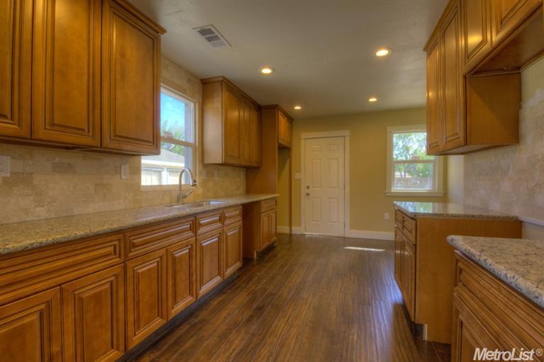 415 Laurel, Modesto, CA 95357 photo 6