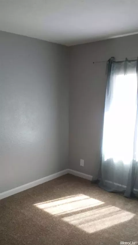 1621 Celeste Dr, Modesto, CA 95355 photo 21