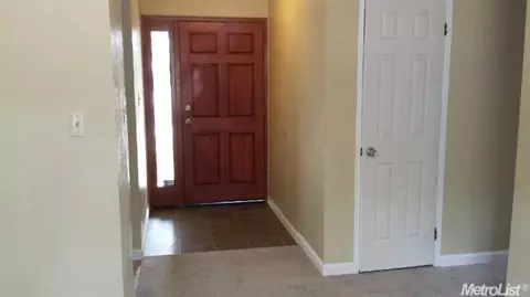 1621 Celeste Dr, Modesto, CA 95355 photo 3