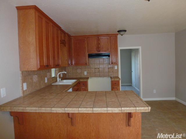 1655 Gene Rd, Ceres, CA 95307 photo 5