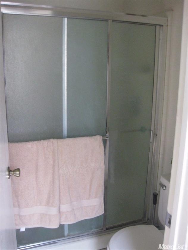 716 Fall River Dr, Modesto, CA 95351 photo 8