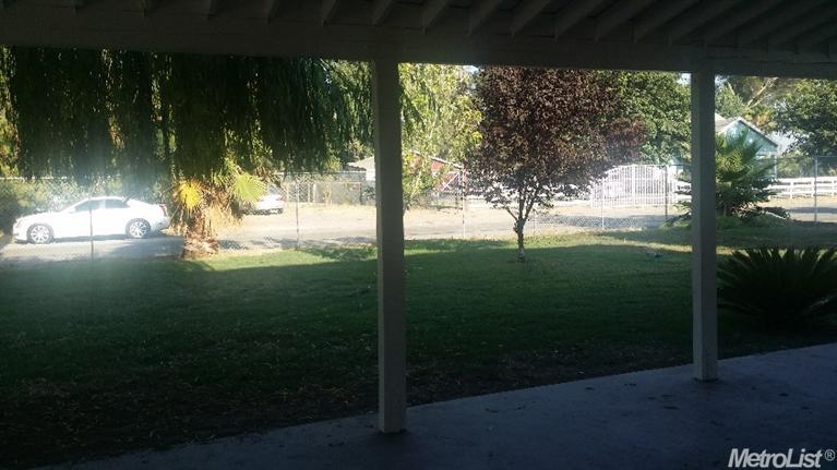 5325 Avenue D, Modesto, CA 95358 photo 1