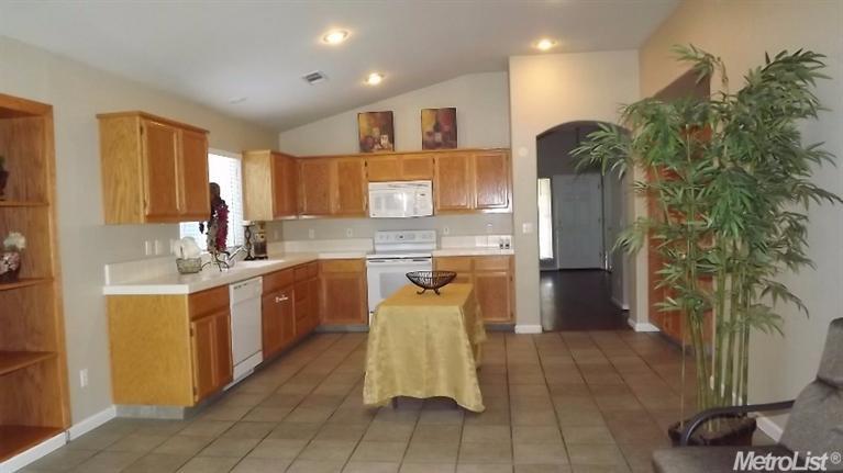 3408 Kee Ln, Modesto, CA 95355 photo 6