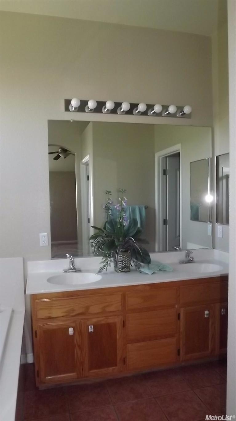 3408 Kee Ln, Modesto, CA 95355 photo 14