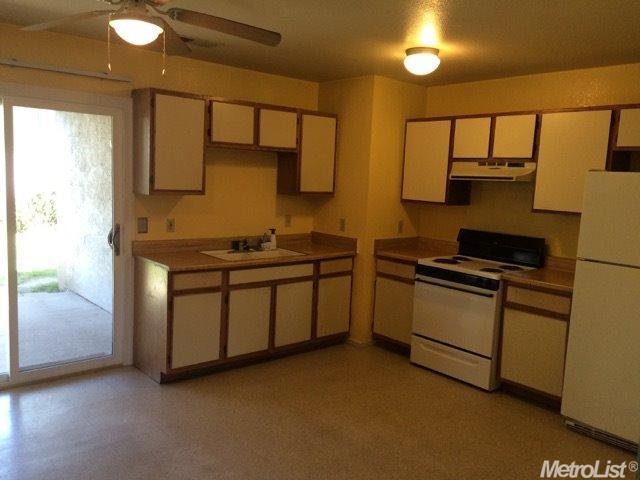 57 W Cone Ave, Merced, CA 95341 photo 15
