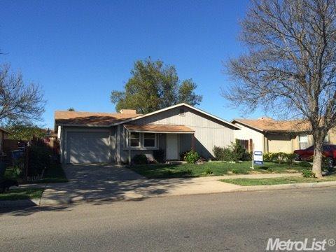 57 W Cone Ave, Merced, CA 95341 photo 1
