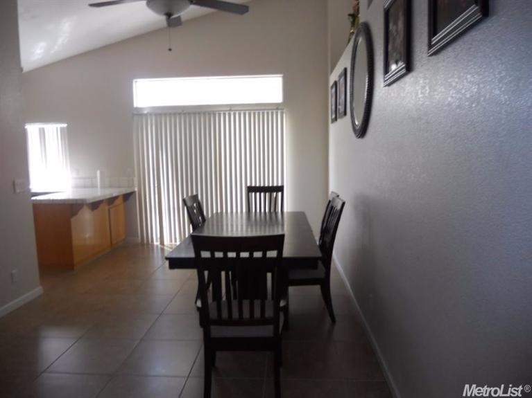 2300 Shadowbrook Way, Modesto, CA 95351 photo 2