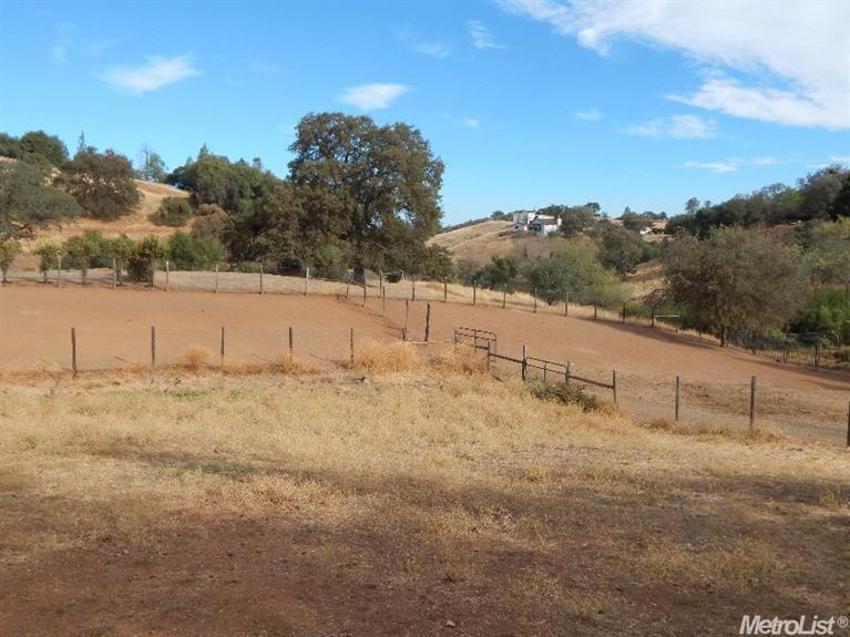 1801 American River Trl, Cool, CA 95614 photo 4