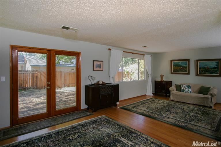 1617 Clemson Dr, Davis, CA 95618 photo 3