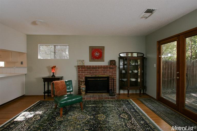 1617 Clemson Dr, Davis, CA 95618 photo 4