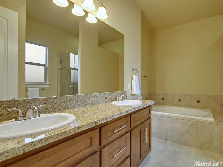 6000 Natalee Ln, Carmichael, CA 95608 photo 11