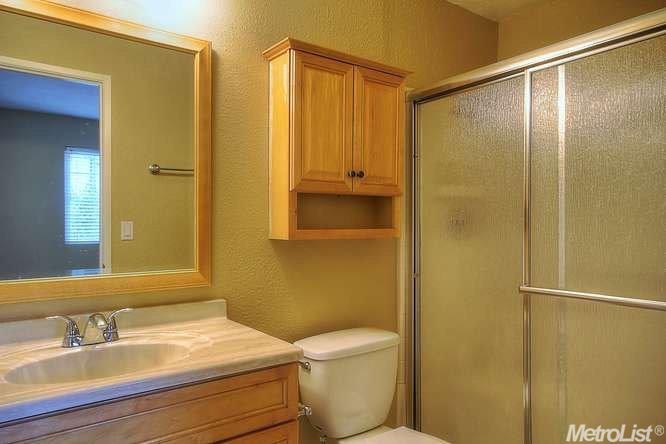 1050 Joranollo Dr, Tracy, CA 95376 photo 9