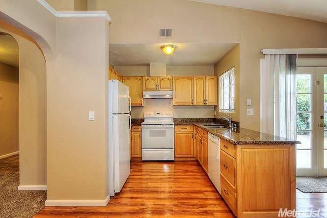 1050 Joranollo Dr, Tracy, CA 95376 photo 2