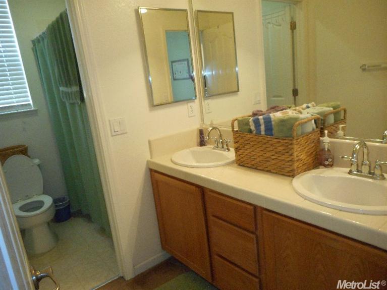 1101 Van Gogh Ln, Patterson, CA 95363 photo 8