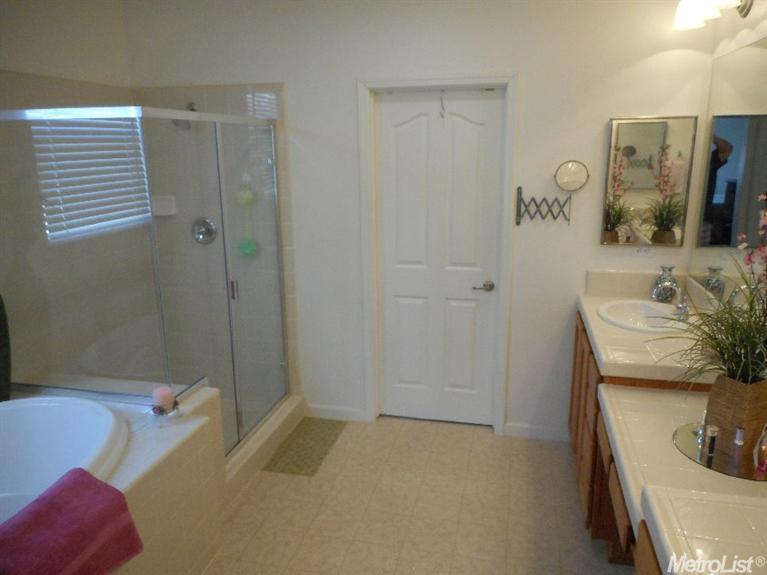 1101 Van Gogh Ln, Patterson, CA 95363 photo 7