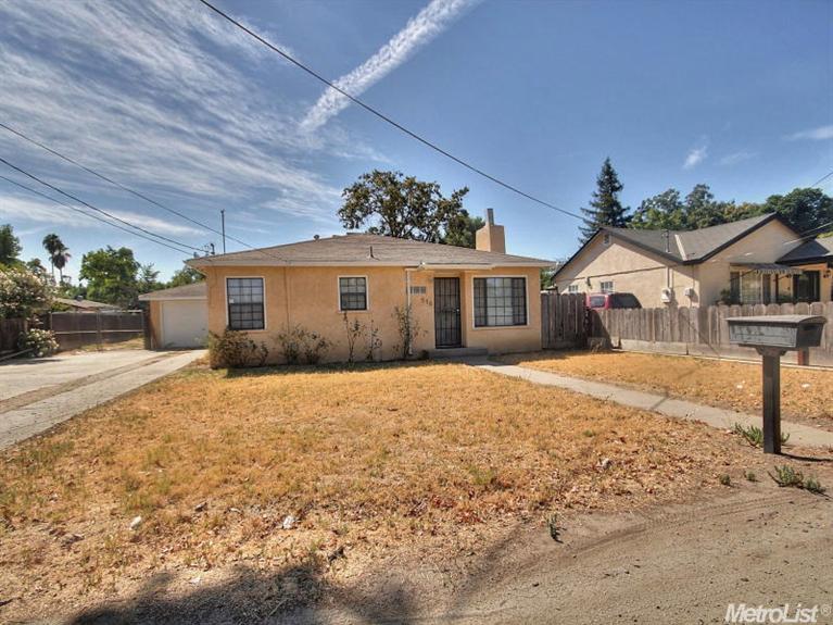 316 Palm Ave, Modesto, CA 95350 photo 1