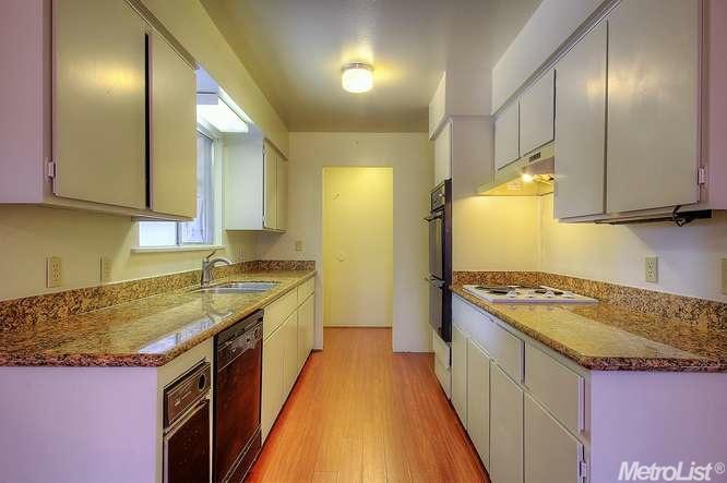 2405 Apache Ln, Modesto, CA 95350 photo 7